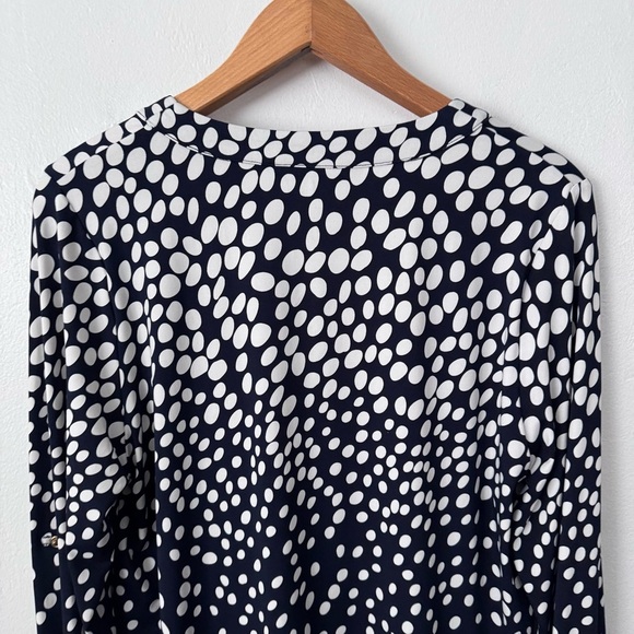 BCBGMaxazria Polka Dot Asymmetrical blouse Size Large - Picture 6 of 6